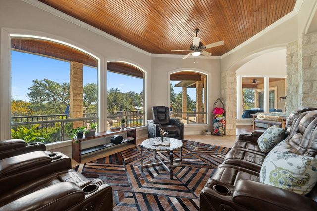 185 Shimmering Shore CT, Spring Branch, TX 78070