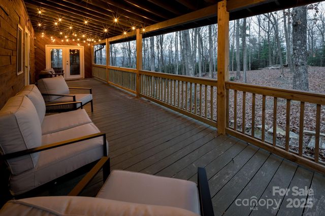 39 Finch Lane, Zirconia, NC 28790