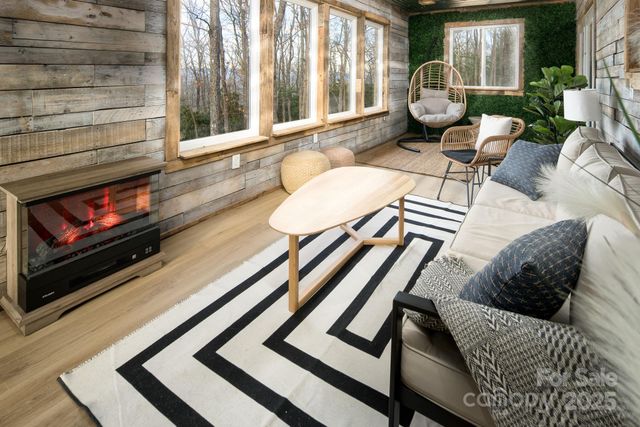 39 Finch Lane, Zirconia, NC 28790