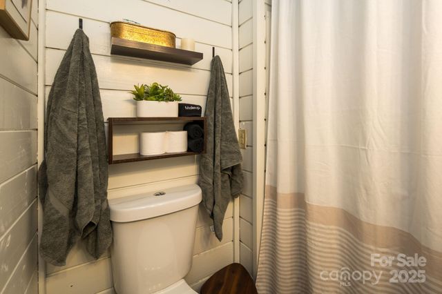 39 Finch Lane, Zirconia, NC 28790