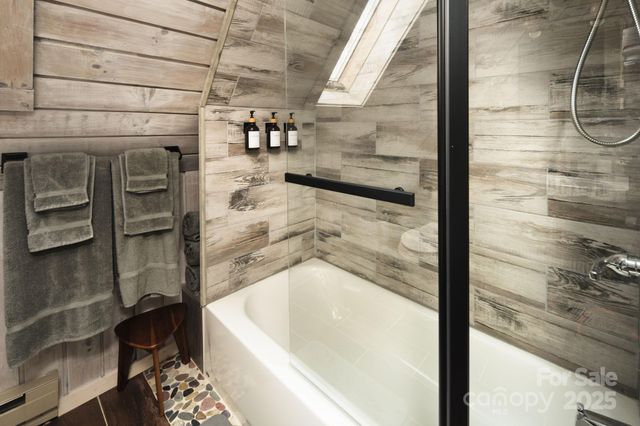 39 Finch Lane, Zirconia, NC 28790