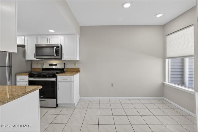 133 Sunnymede Street, Englishtown, NJ 07726