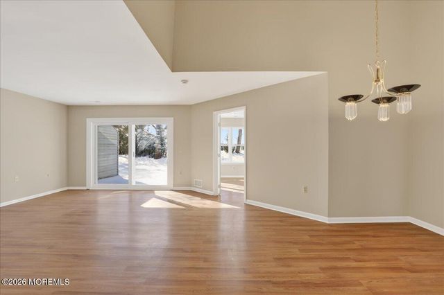 133 Sunnymede Street, Englishtown, NJ 07726