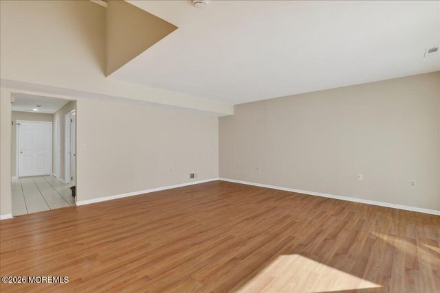 133 Sunnymede Street, Englishtown, NJ 07726