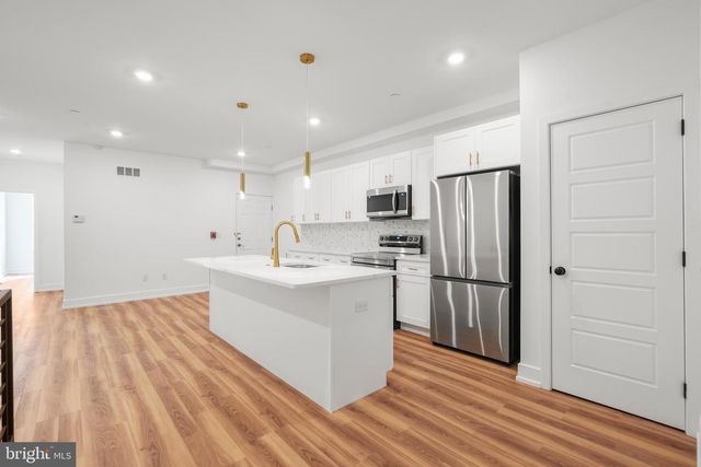 2325 GERMANTOWN AVE, Philadelphia, PA 19133