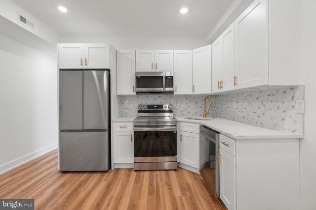 2325 GERMANTOWN AVE, Philadelphia, PA 19133