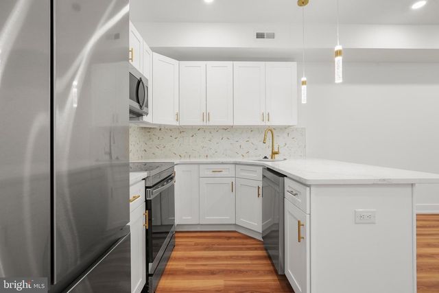 2325 GERMANTOWN AVE, Philadelphia, PA 19133