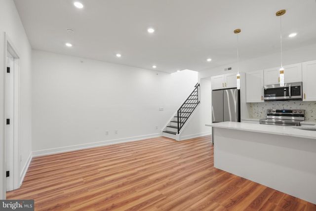 2325 GERMANTOWN AVE, Philadelphia, PA 19133