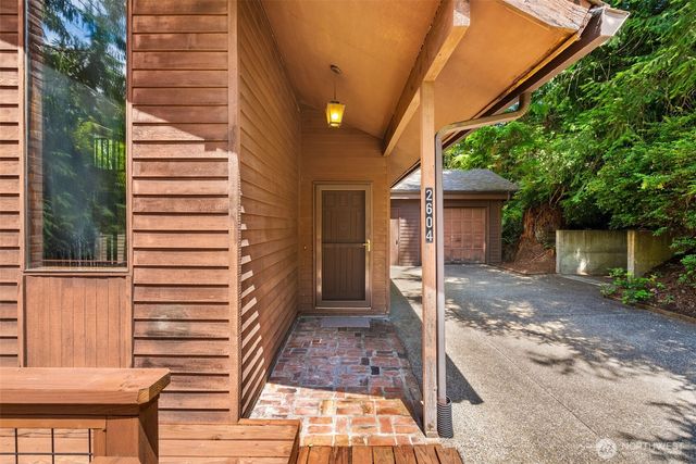 2604 Aztec Drive NW, Olympia, WA 98502