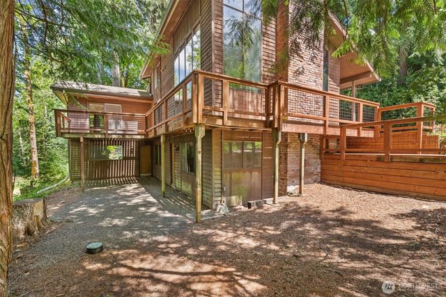2604 Aztec Drive NW, Olympia, WA 98502