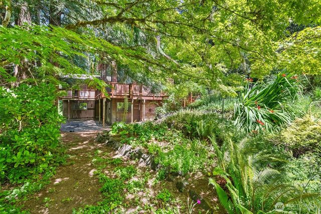 2604 Aztec Drive NW, Olympia, WA 98502