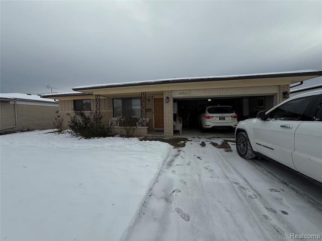 3650 Veronica Dr Drive, Sterling Heights, MI 48310