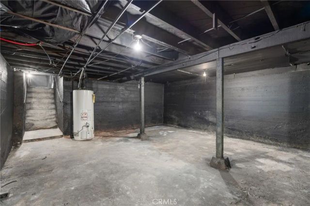 2723 Iris Street, Riverside, CA 92507