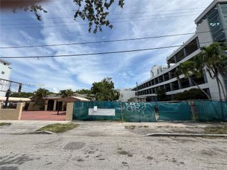 2534 SW 6th Street, Miami, FL 33135