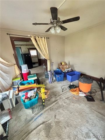 4 Warren Avenue, Auburn, NY 13021