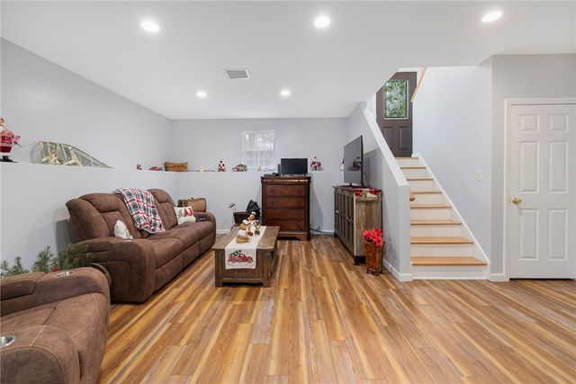 175 Hope Furnace Road, Scituate, RI 02831