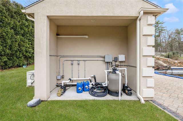 175 Hope Furnace Road, Scituate, RI 02831