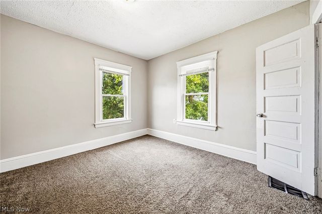 10929 Tacoma Avenue, Cleveland, OH 44108