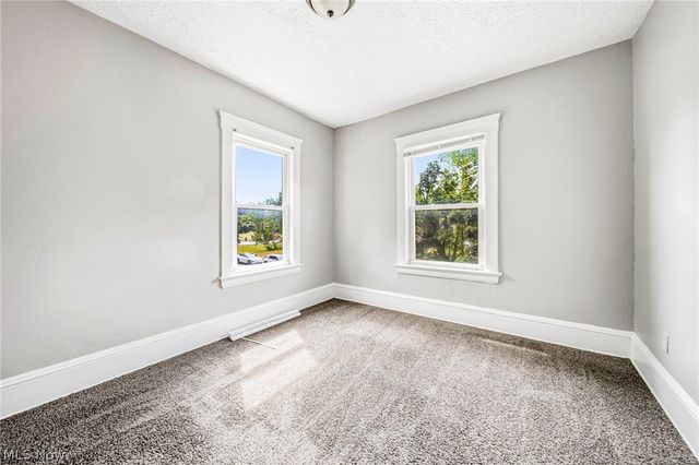 10929 Tacoma Avenue, Cleveland, OH 44108
