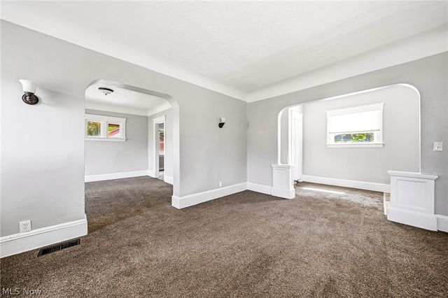 10929 Tacoma Avenue, Cleveland, OH 44108