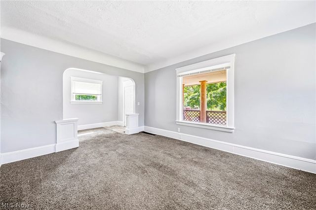 10929 Tacoma Avenue, Cleveland, OH 44108