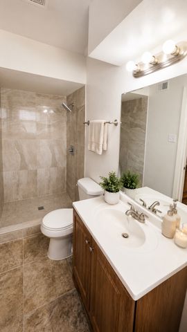 946 Highland Oaks Drive, Dallas, TX 75232