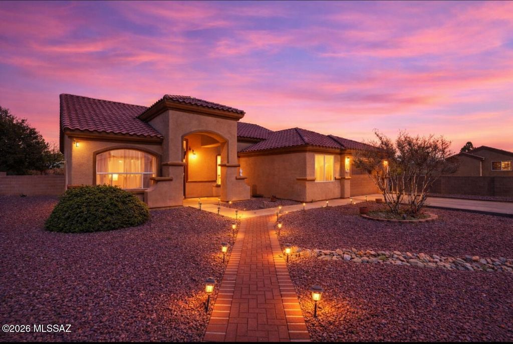 103 Mesa Court, Rio Rico, AZ 85648