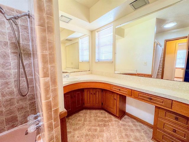 7912 Duane Drive, Oklahoma City, OK 73132