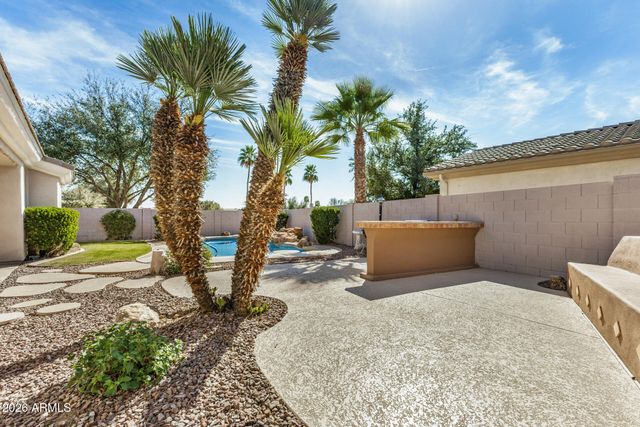 14525 W MULBERRY Drive, Goodyear, AZ 85395