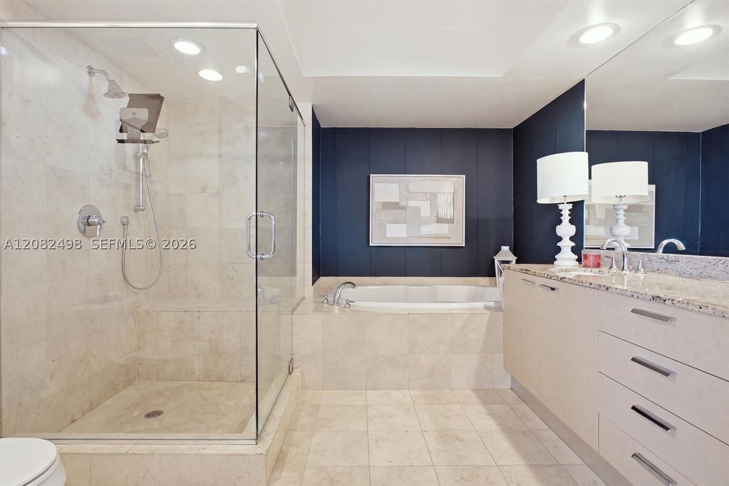 Image 15 of property listing at 1850 S Ocean Dr 2305, Hallandale Beach, FL 33009