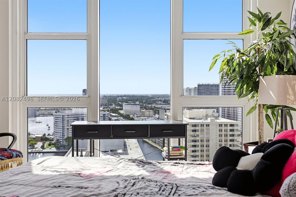 Image 22 of property listing at 1850 S Ocean Dr 2305, Hallandale Beach, FL 33009