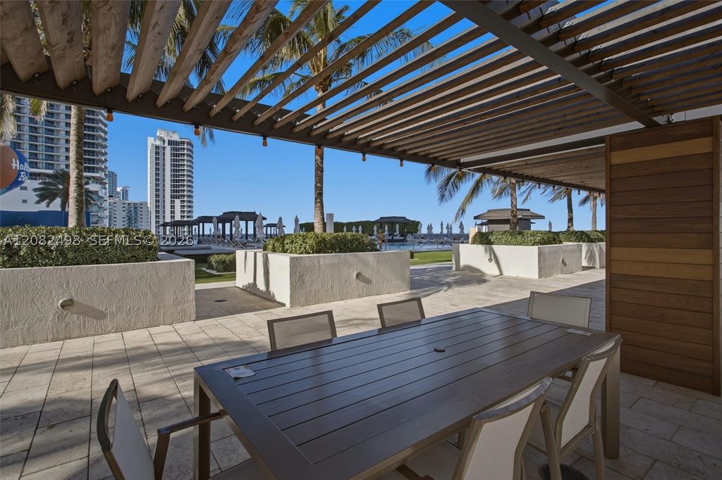 Image 26 of property listing at 1850 S Ocean Dr 2305, Hallandale Beach, FL 33009