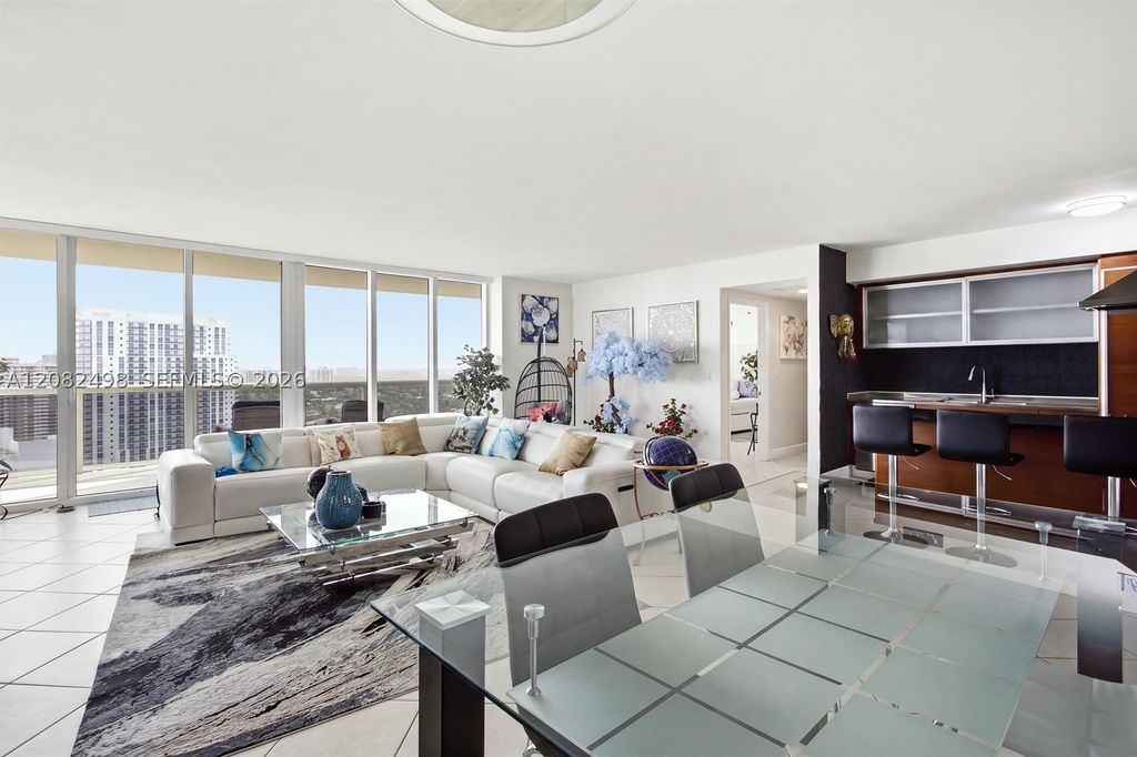 Image 7 of property listing at 1850 S Ocean Dr 2305, Hallandale Beach, FL 33009
