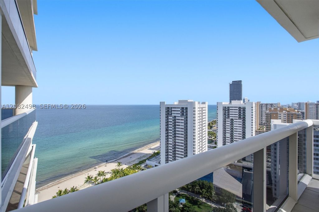 Image 9 of property listing at 1850 S Ocean Dr 2305, Hallandale Beach, FL 33009