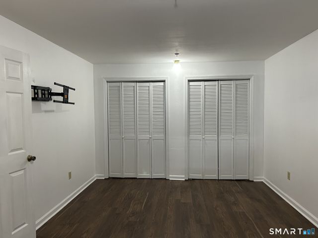 27 Rollingwood Drive 27, Brookfield, CT 06804