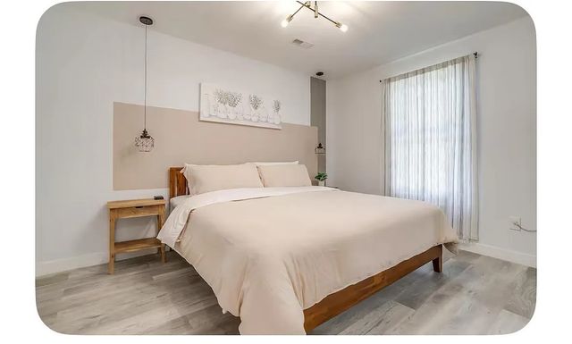 13941 Bee Street, Farmers Branch, TX 75234