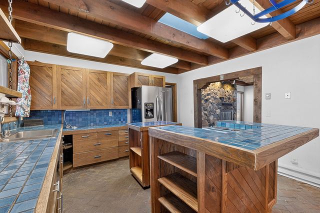 7 Verano Drive, Santa Fe, NM 87508