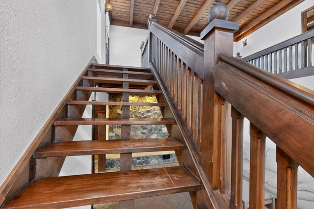 7 Verano Drive, Santa Fe, NM 87508