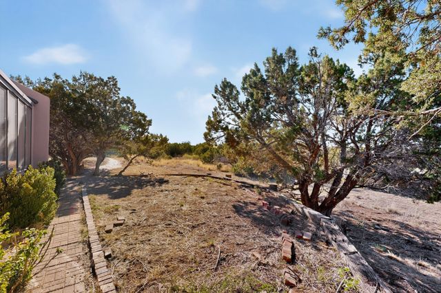 7 Verano Drive, Santa Fe, NM 87508