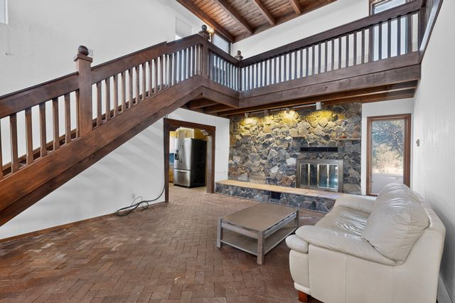 7 Verano Drive, Santa Fe, NM 87508