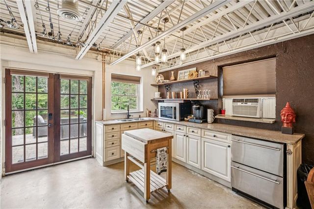 2105 Kemp Drive, Cumming, GA 30041