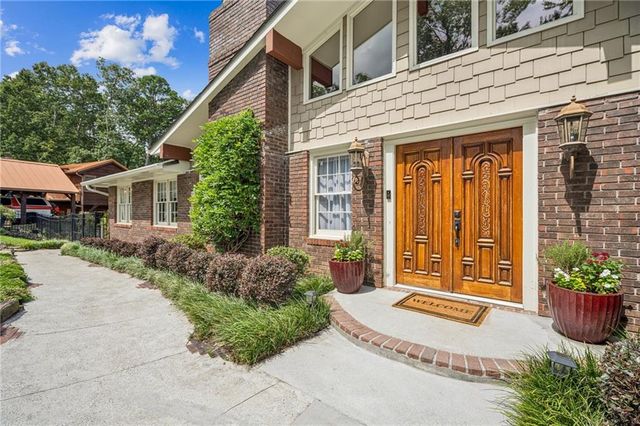 2105 Kemp Drive, Cumming, GA 30041