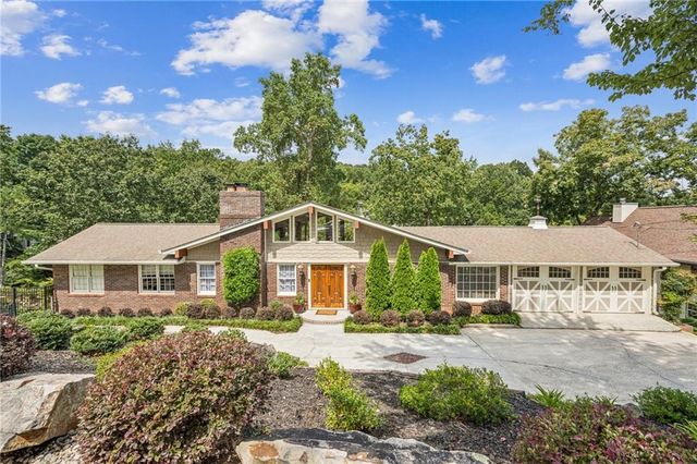 2105 Kemp Drive, Cumming, GA 30041