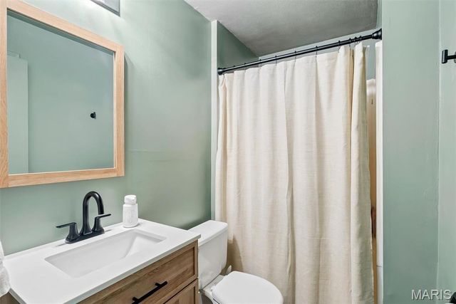 607 N 10th Street, Mascoutah, IL 62258