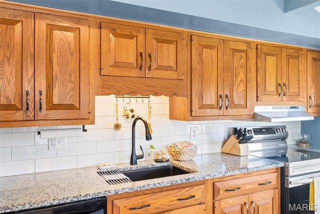 607 N 10th Street, Mascoutah, IL 62258