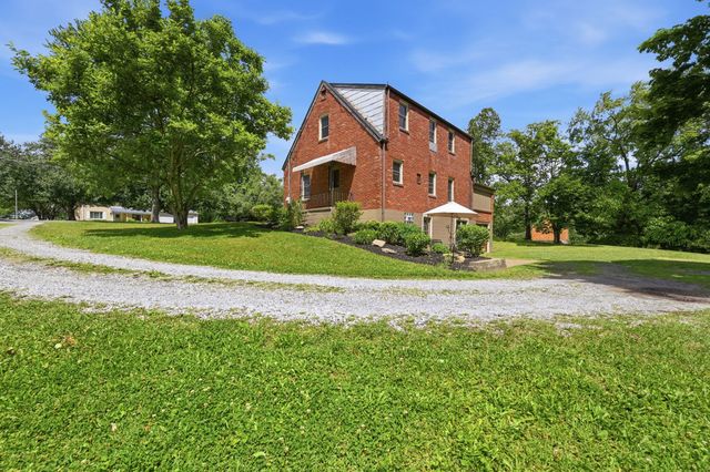 215 Twin Oaks DRIVE, Pine Twp, PA 15090