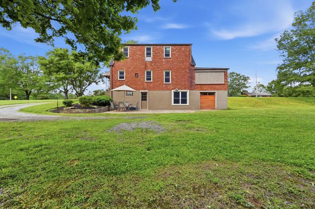 215 Twin Oaks DRIVE, Pine Twp, PA 15090