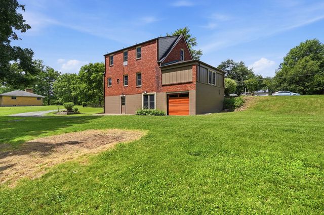 215 Twin Oaks DRIVE, Pine Twp, PA 15090