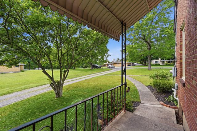 215 Twin Oaks DRIVE, Pine Twp, PA 15090