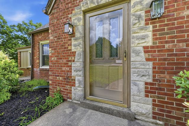 215 Twin Oaks DRIVE, Pine Twp, PA 15090